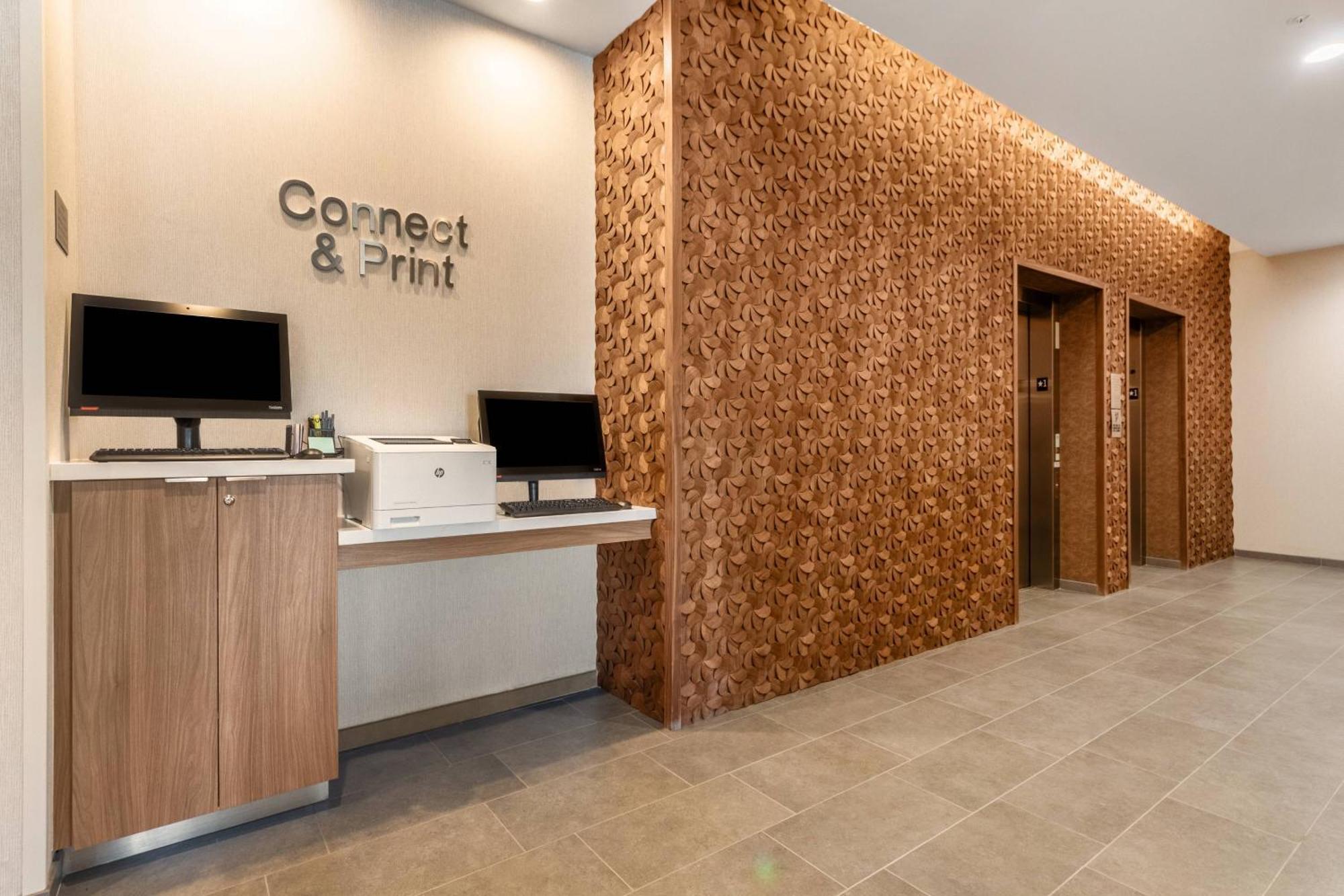 Fairfield Inn & Suites Dallas Arlington South Bagian luar foto